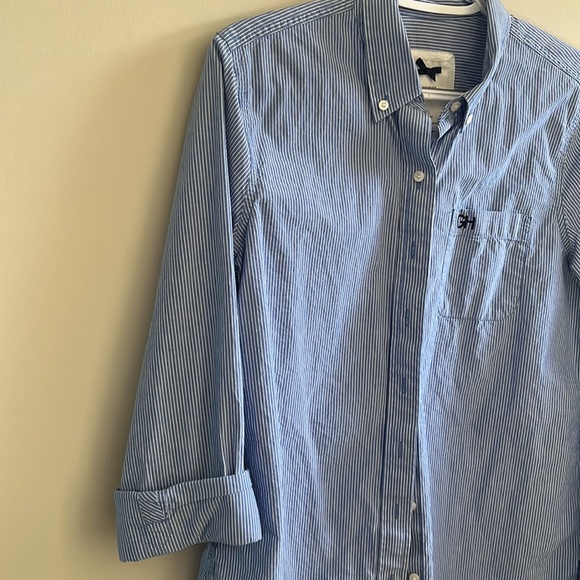Gilly Hicks button up shirt - Picture 2 of 8